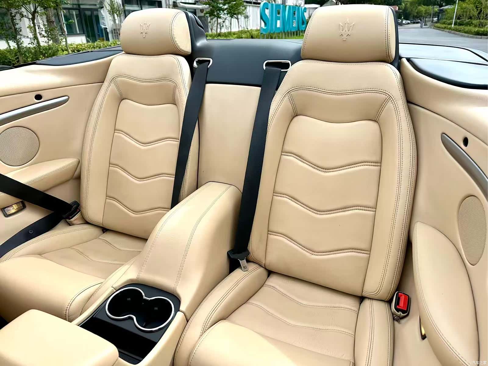 Maserati GranCabrio, 2014 10