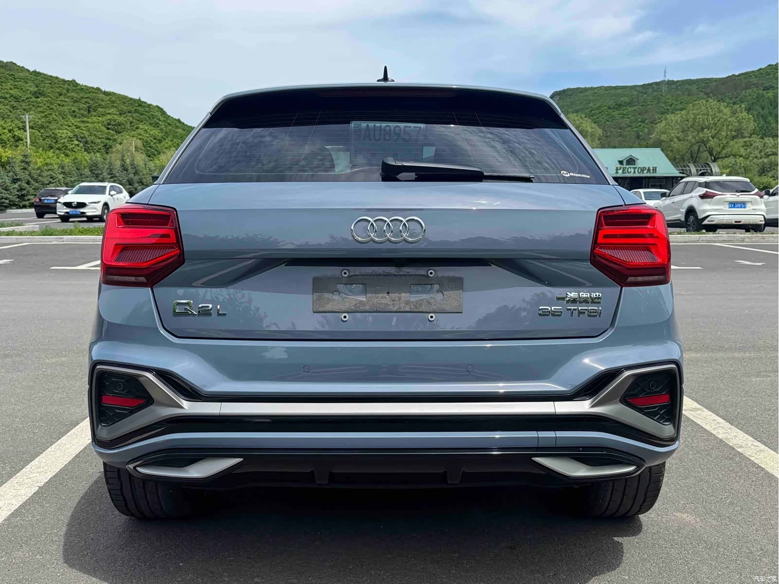 Audi Q2L, 2021 все фото