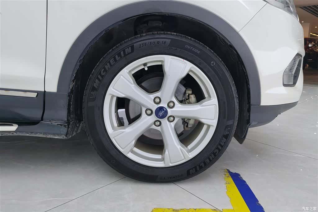 Ford Kuga, 2017 6