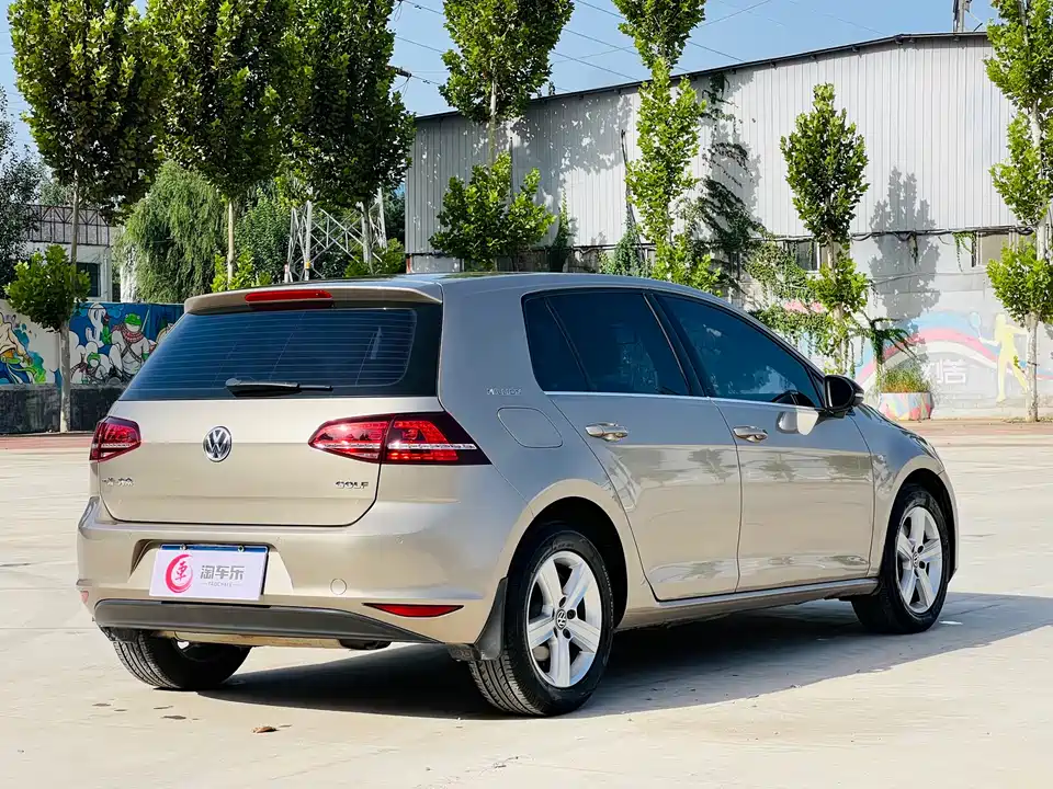 Volkswagen golf