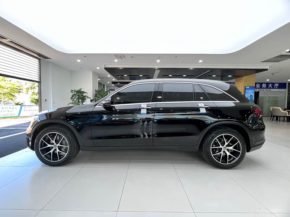 Mercedes-Benz GLC Mercedes-Benz GLC