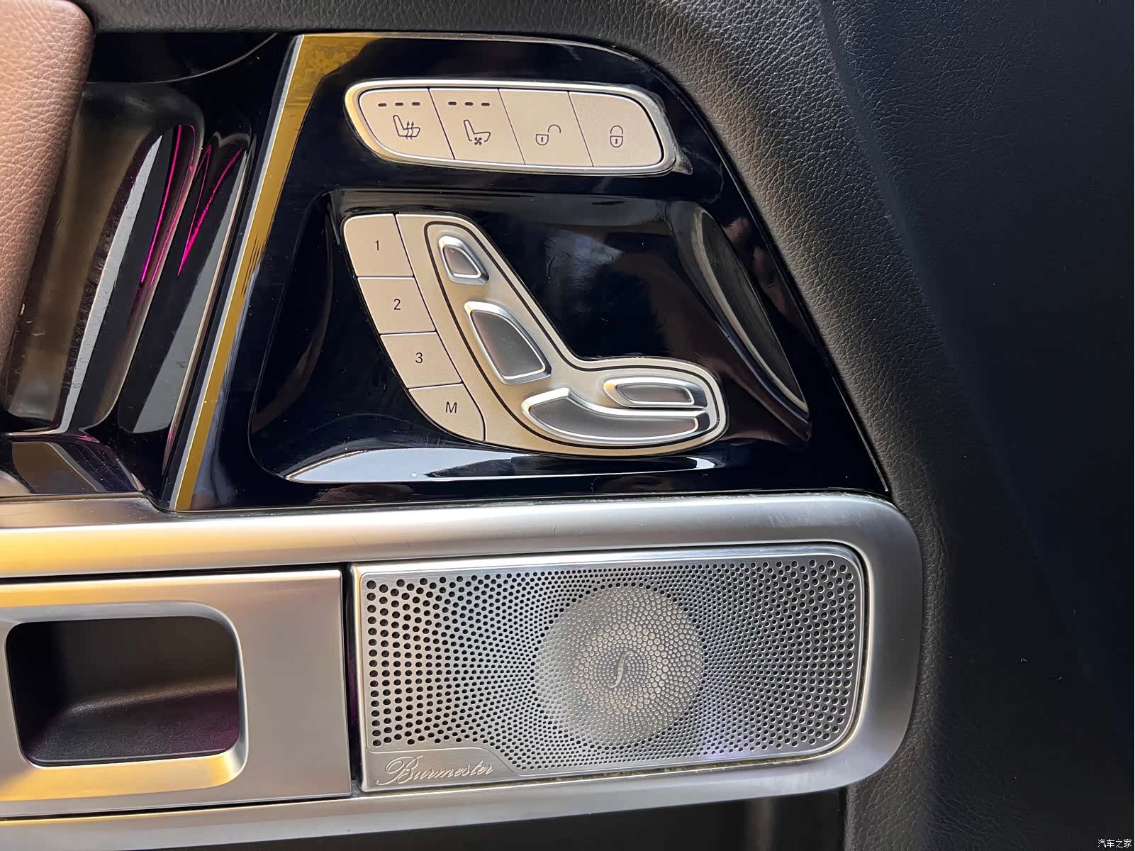 Mercedes-Benz G-Class, 2019 19