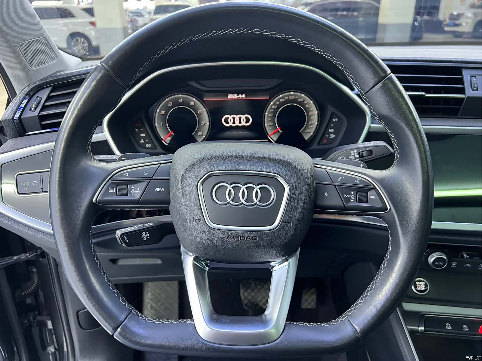 Audi Q3, 2023 6