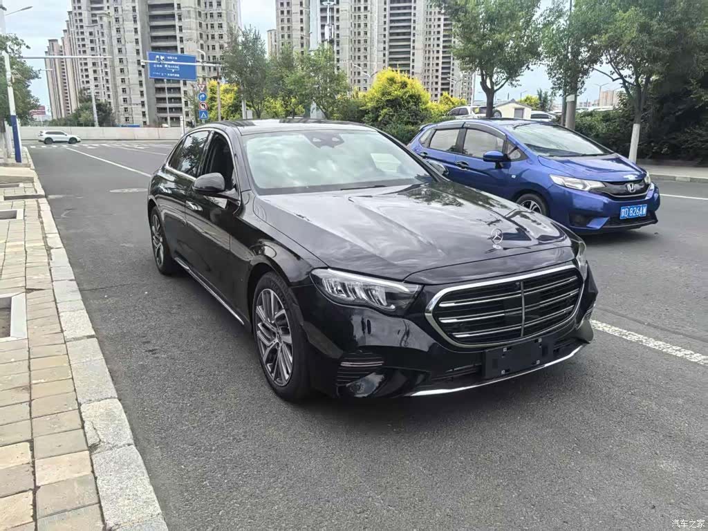Mercedes-Benz E-Class, 2024 1