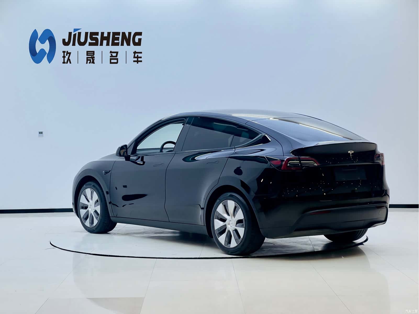 Tesla Model Y, 2023 6