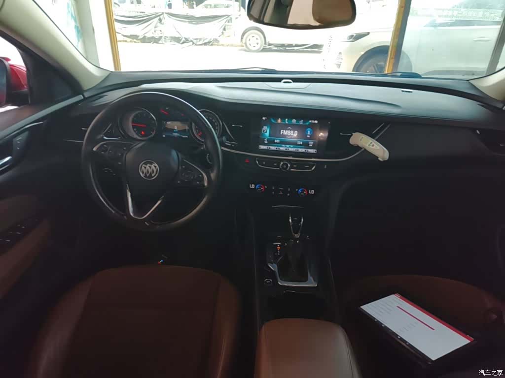 Buick Regal, 2019 10