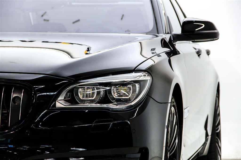 BMW 7 Series, 2013 32