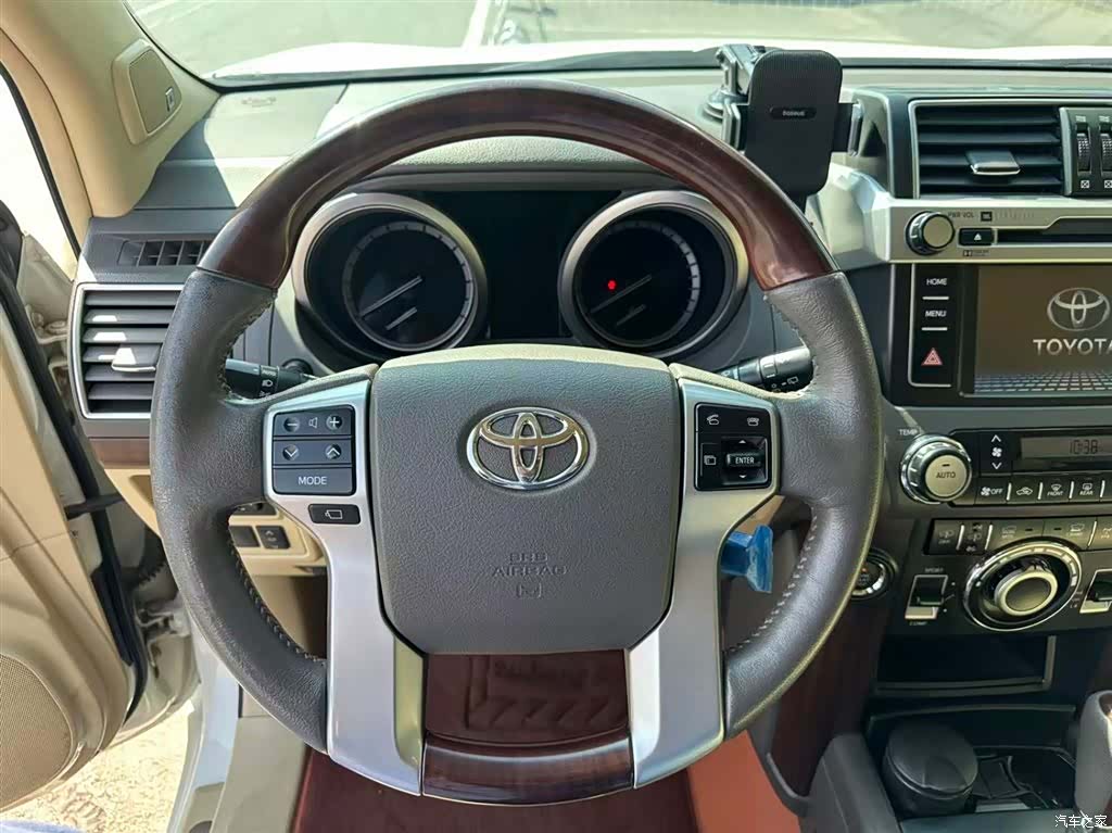 Toyota Prado, 2016 11