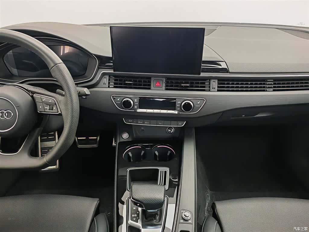 Audi A4L, 2025 12