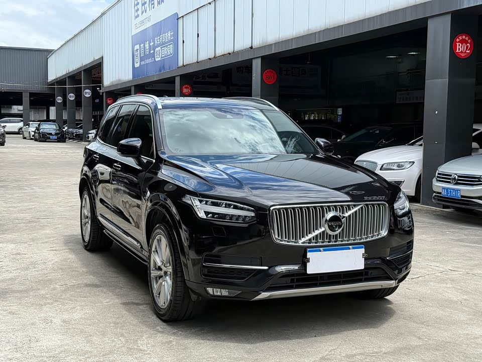 Volvo XC90
