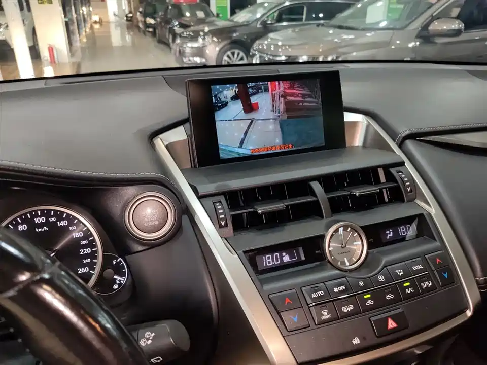 Lexus NX