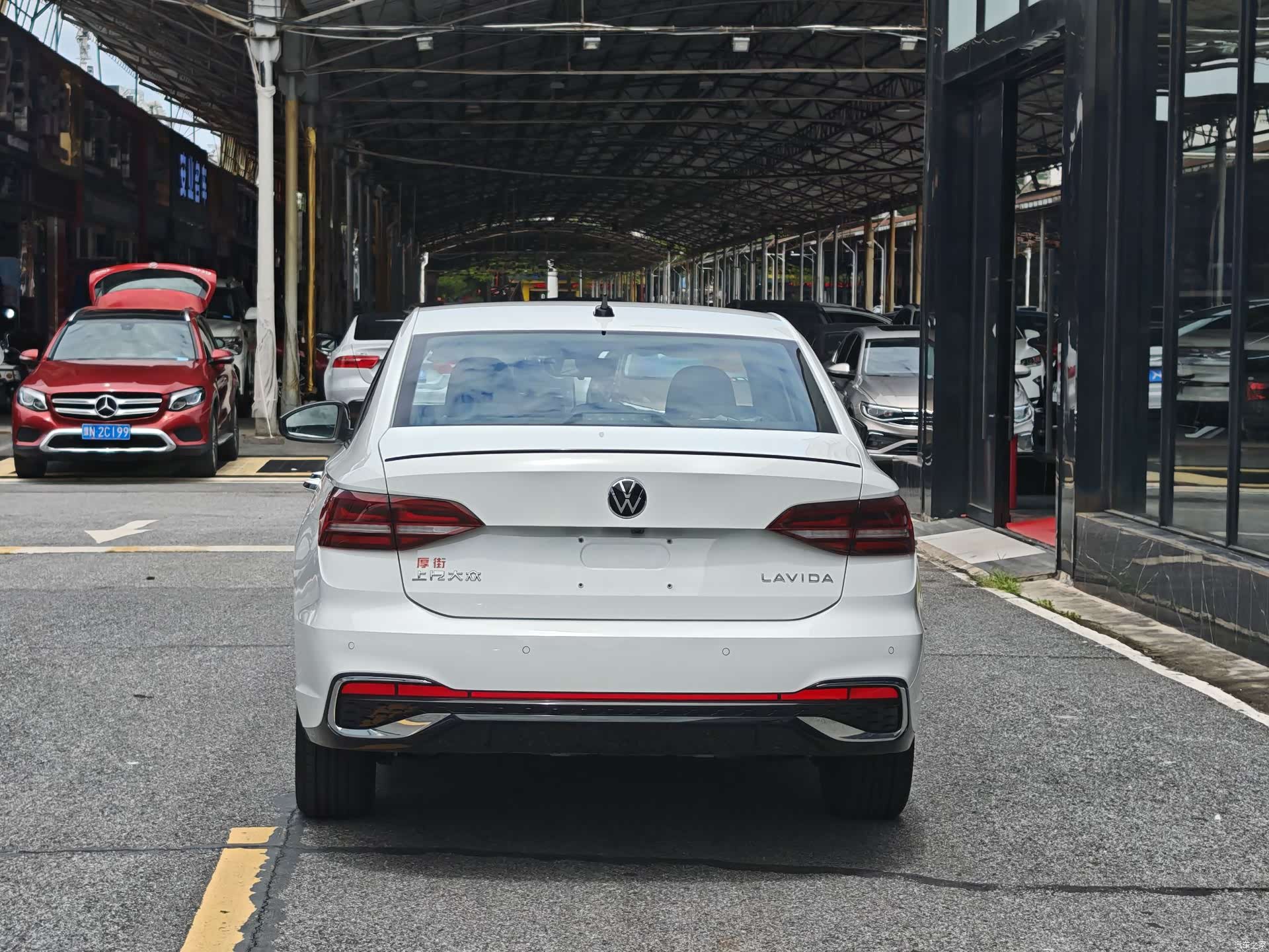 Volkswagen Lavida, 2026 7