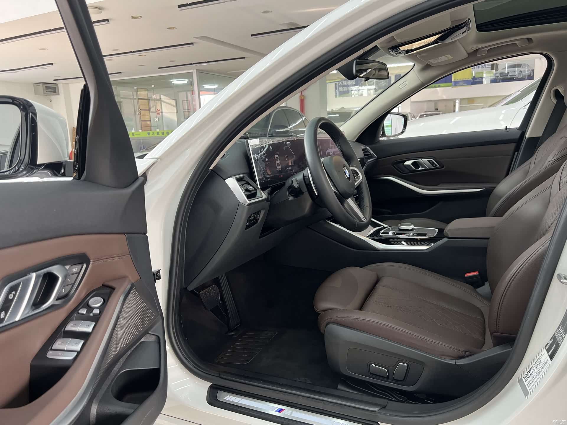 BMW 3 Series, 2024 7