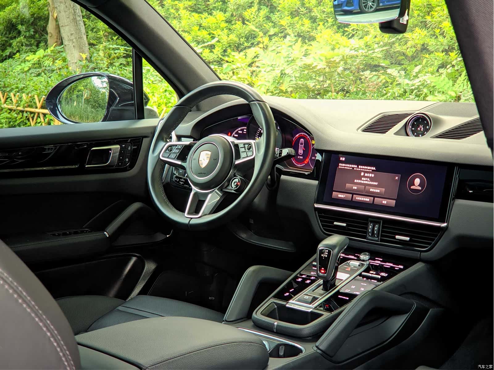 Porsche Cayenne, 2023 10
