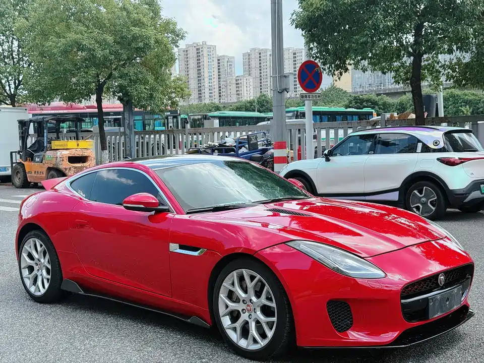 Jaguar F-TYPE