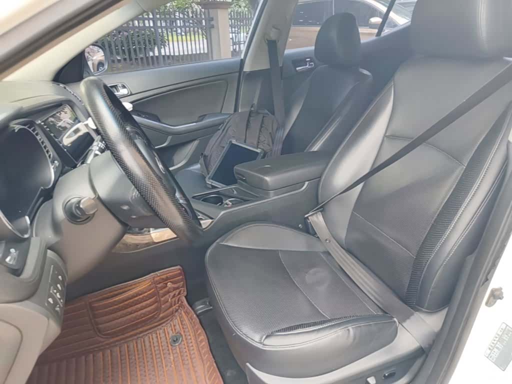 Kia K5, 2014 15