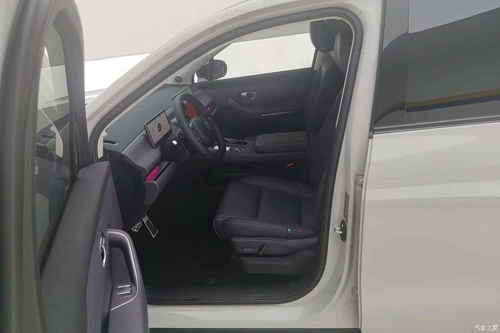 Leapmotor C10, 2024 9