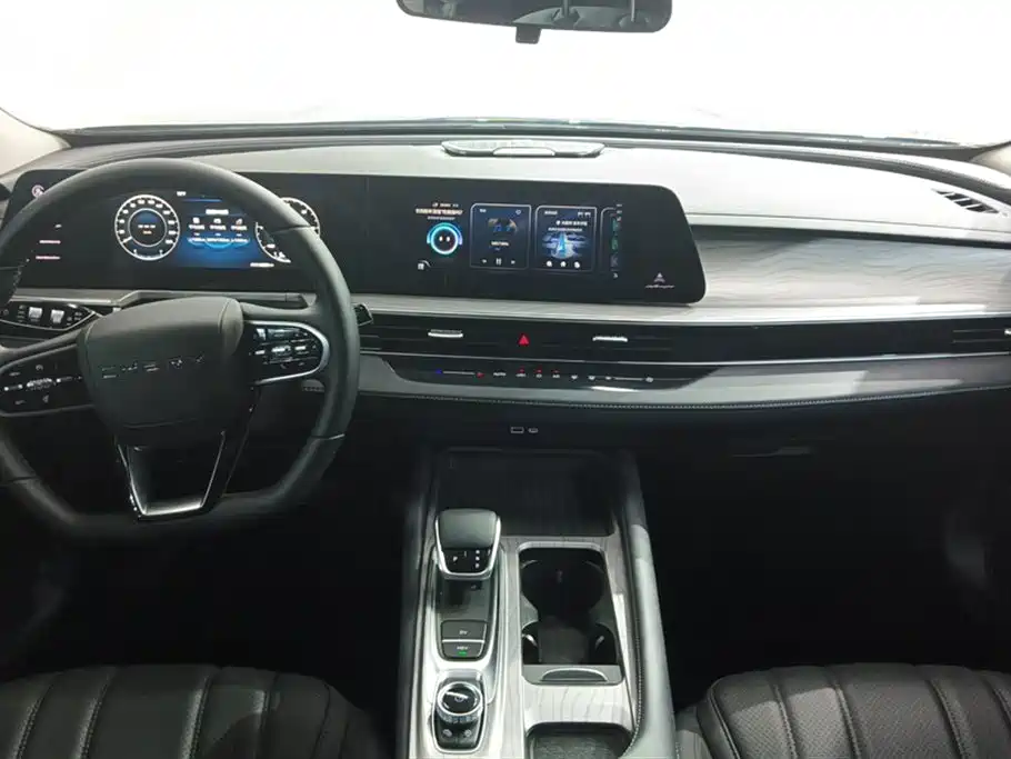 Chery Fulwin Fengyun A8