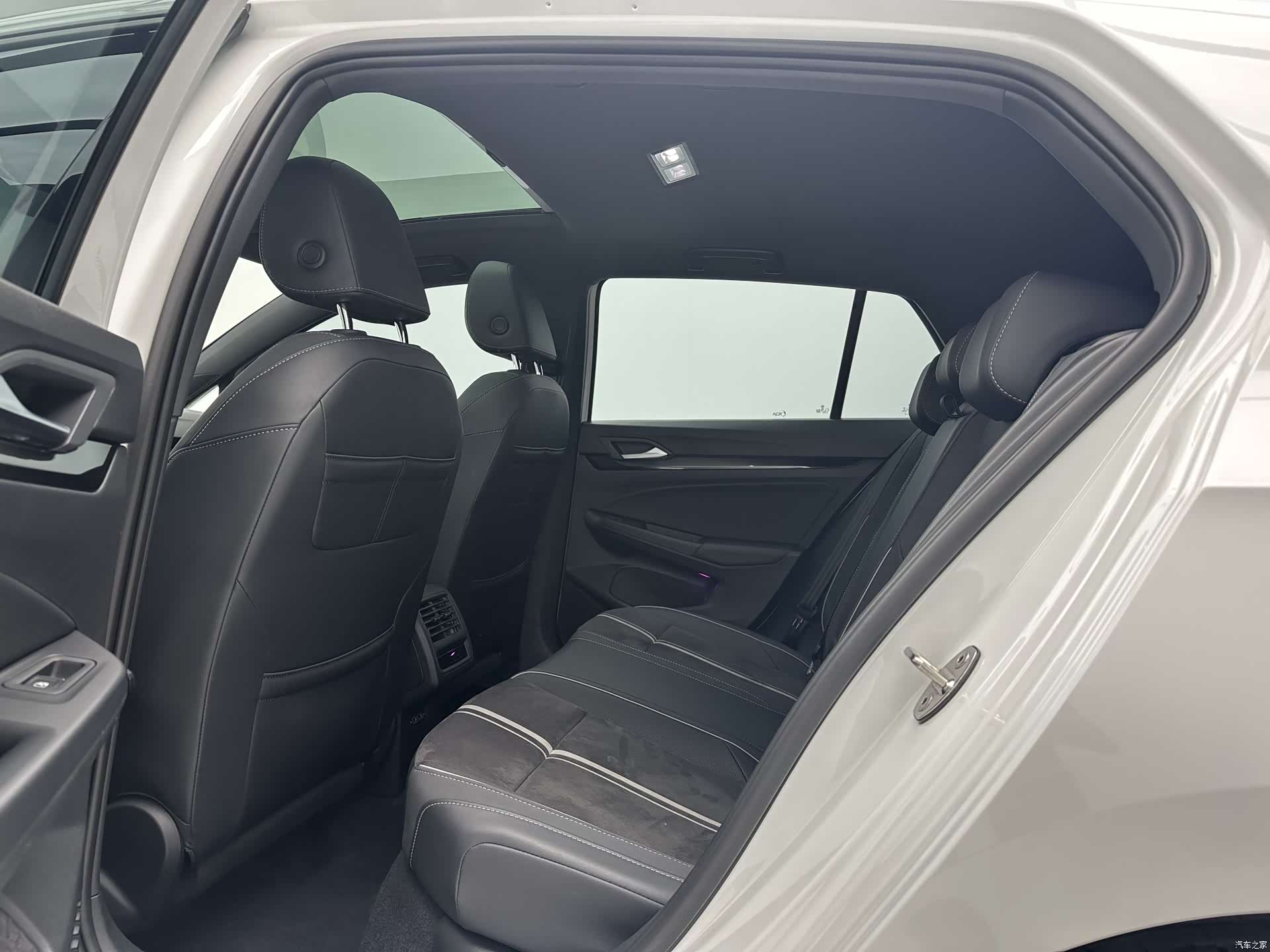 Volkswagen Golf, 2022 6