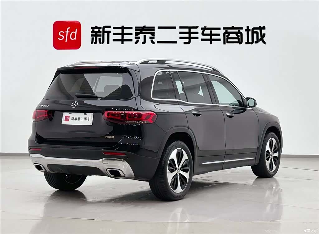 Mercedes-Benz GLB, 2023 все фото
