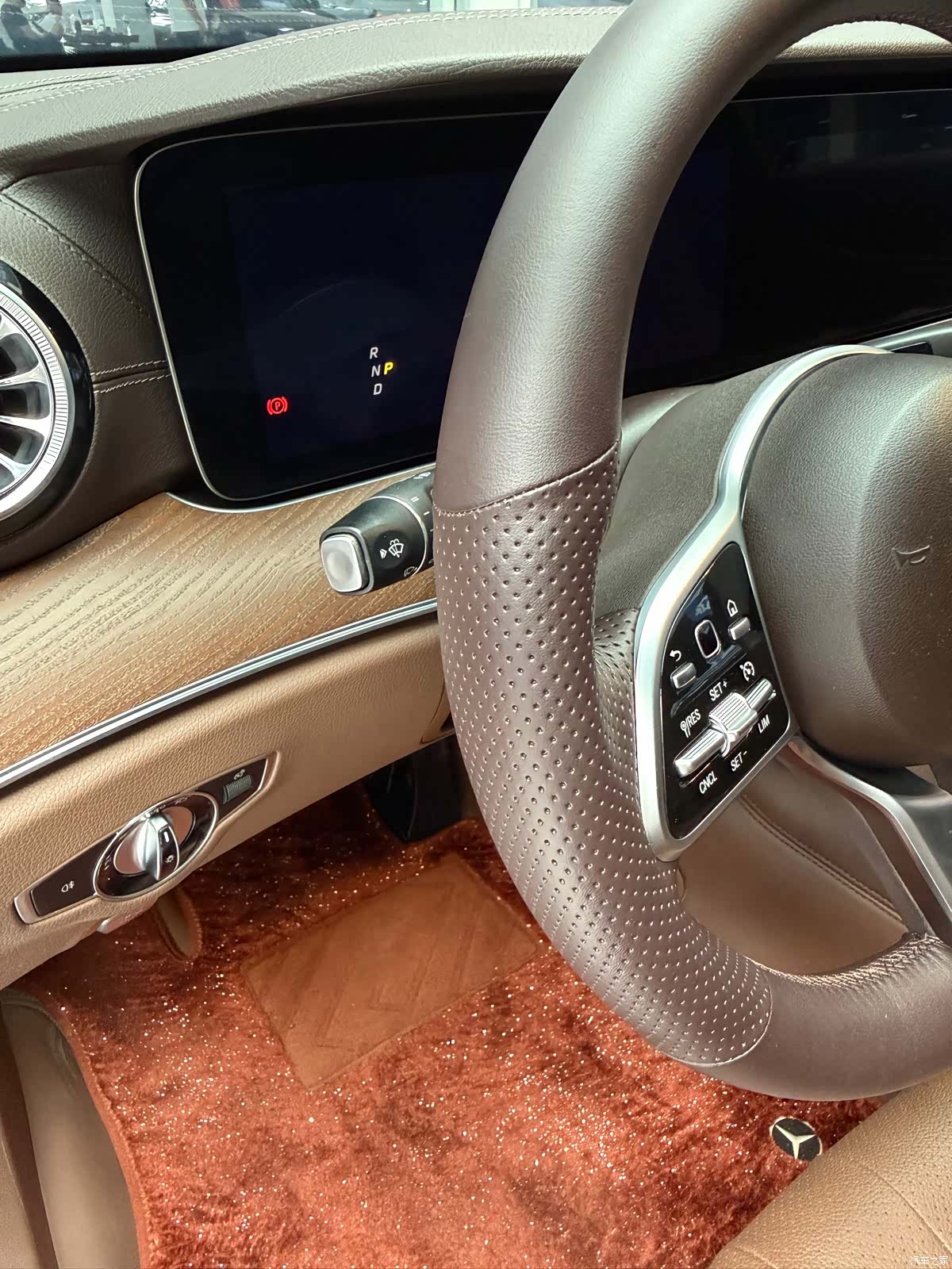 Mercedes-Benz E-Class, 2019 10