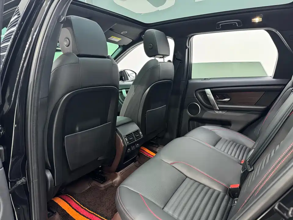 Land Rover Discover sports