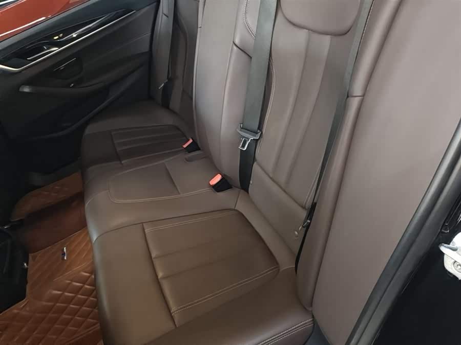BMW 5 Series 2019, фото 17