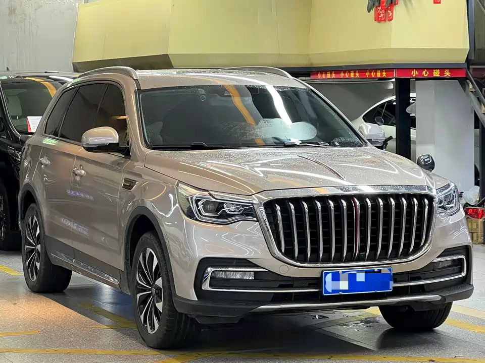 Hongqi HS7