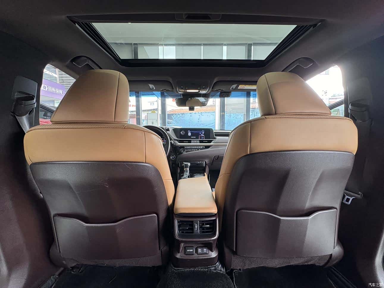 Lexus ES, 2018 26