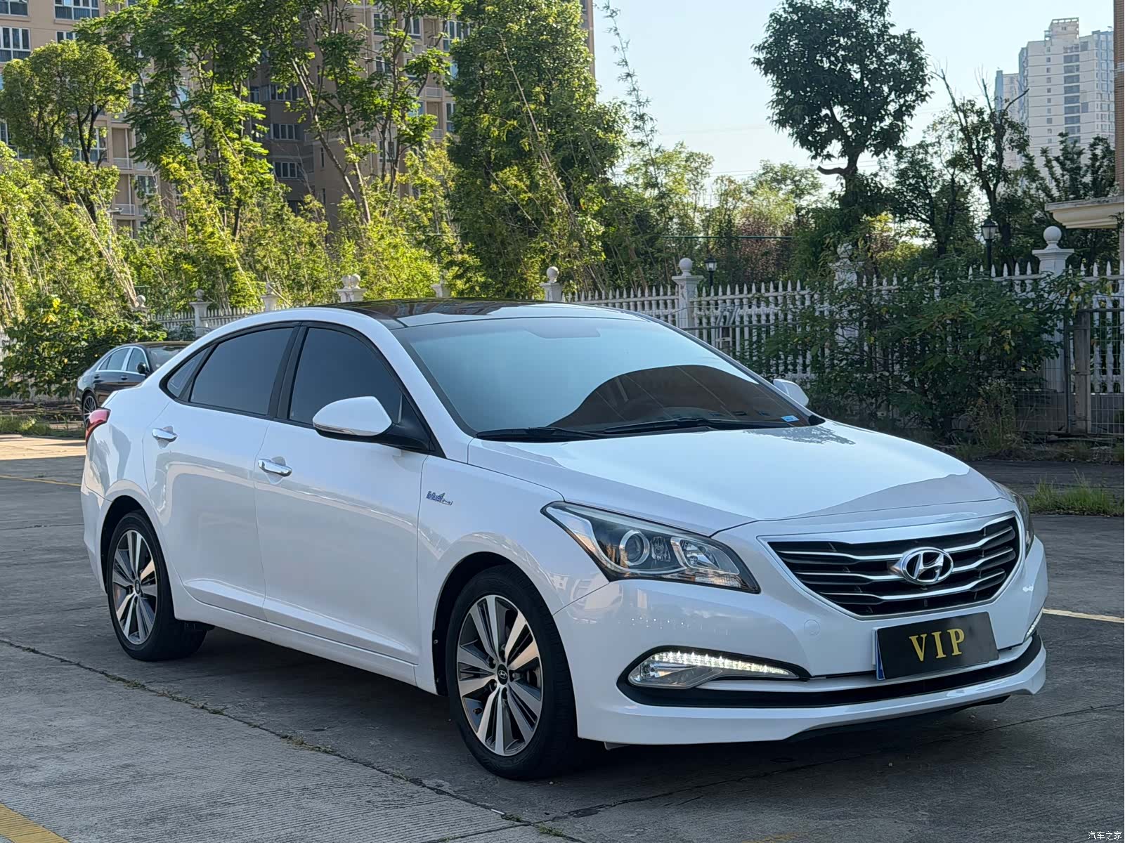 Hyundai GLS, 2016 3