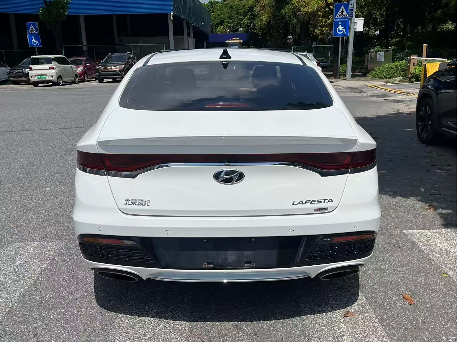 Hyundai Lafesta, 2019 все фото