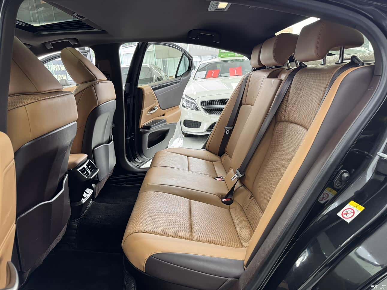 Lexus ES, 2018 19