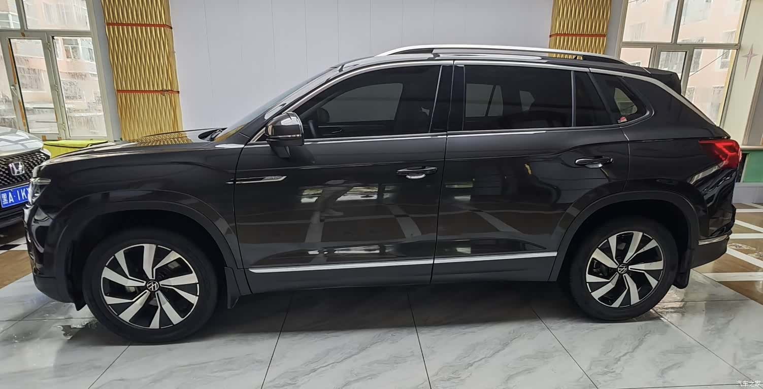 Volkswagen Tayron, 2022 все фото