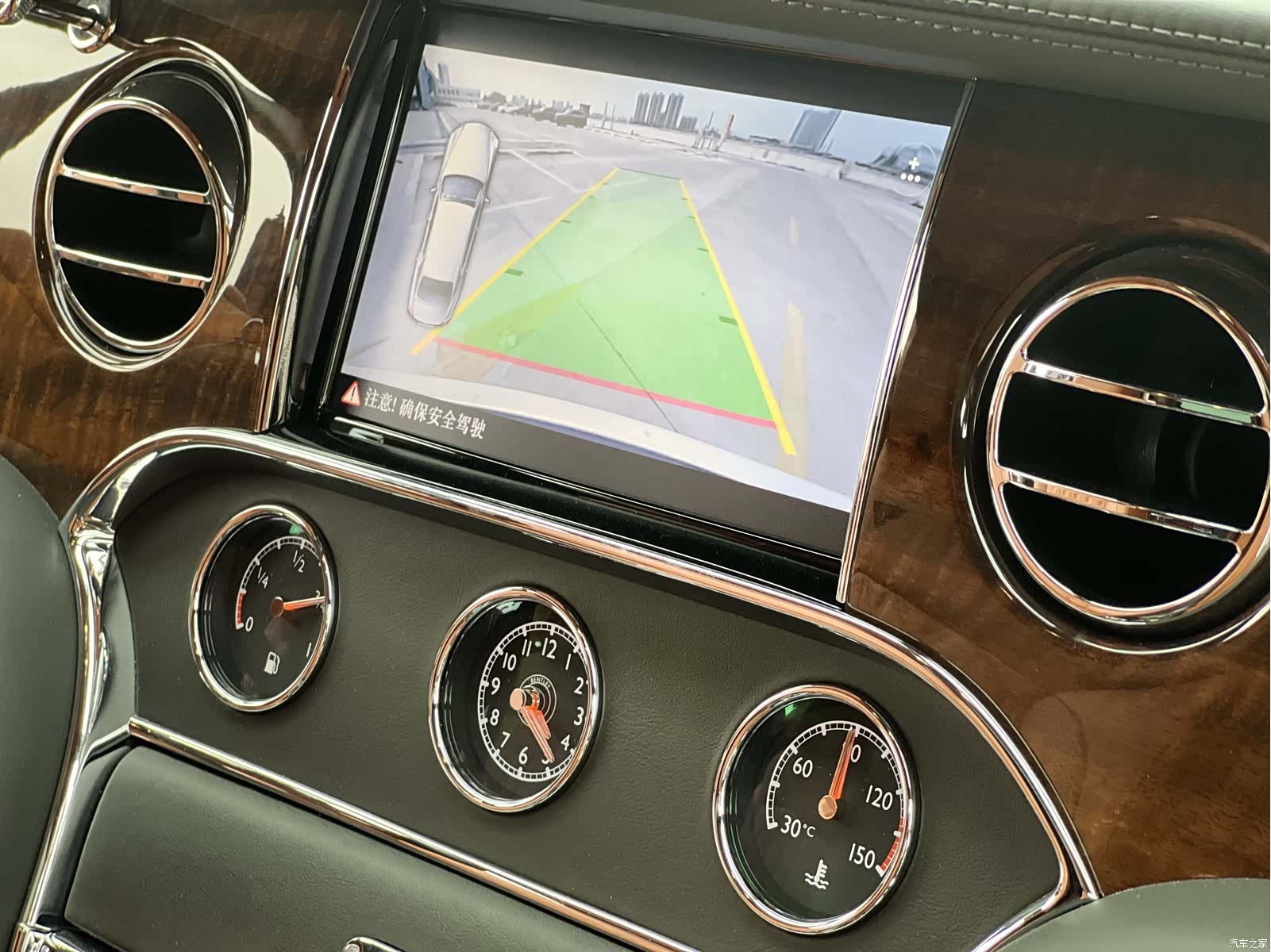 Bentley Mulsanne, 2017 23