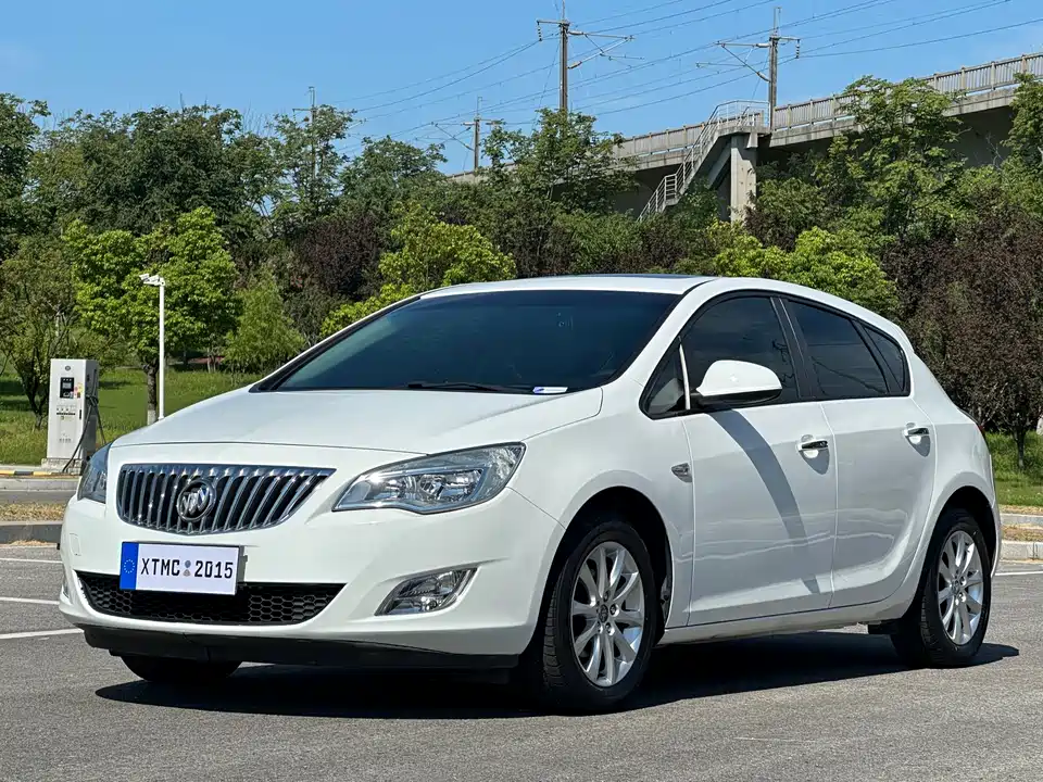 Buick Yinglang