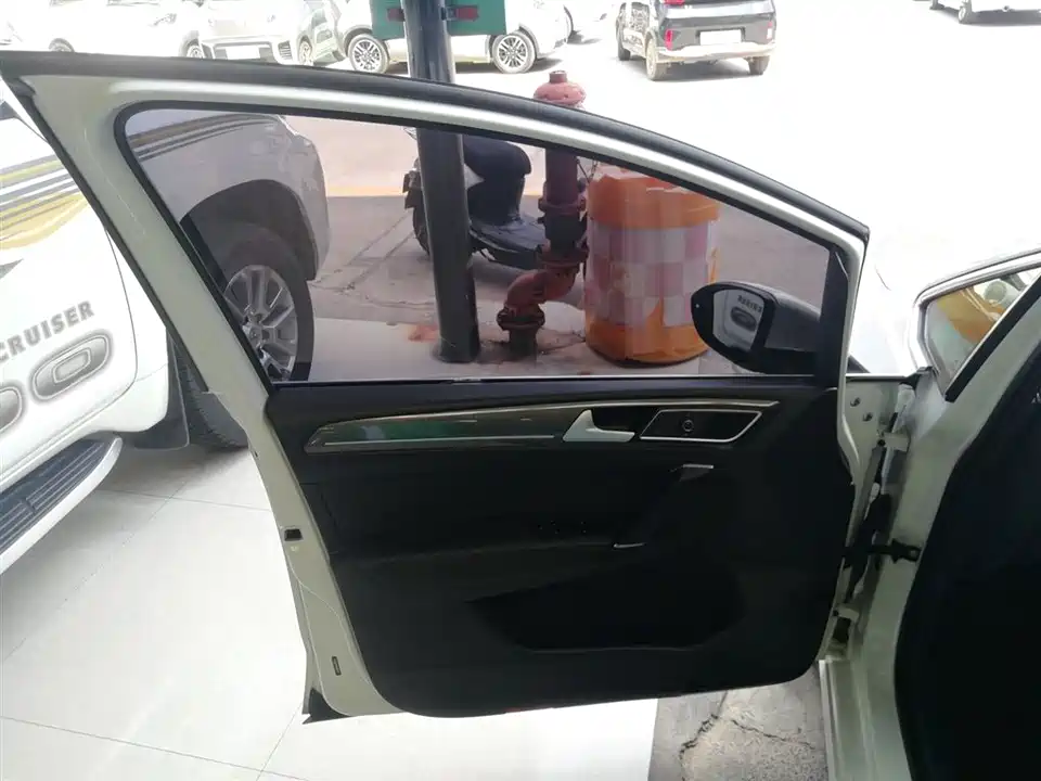 Volkswagen Golf*Jiayu