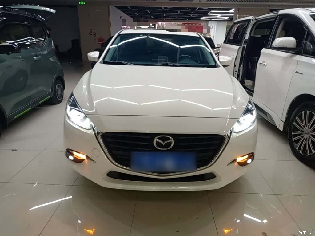 Mazda Mazda3, 2019 3