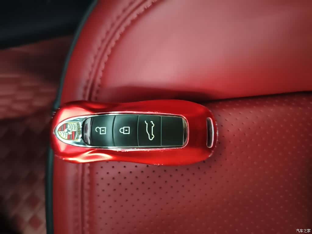 Porsche Macan, 2021 9