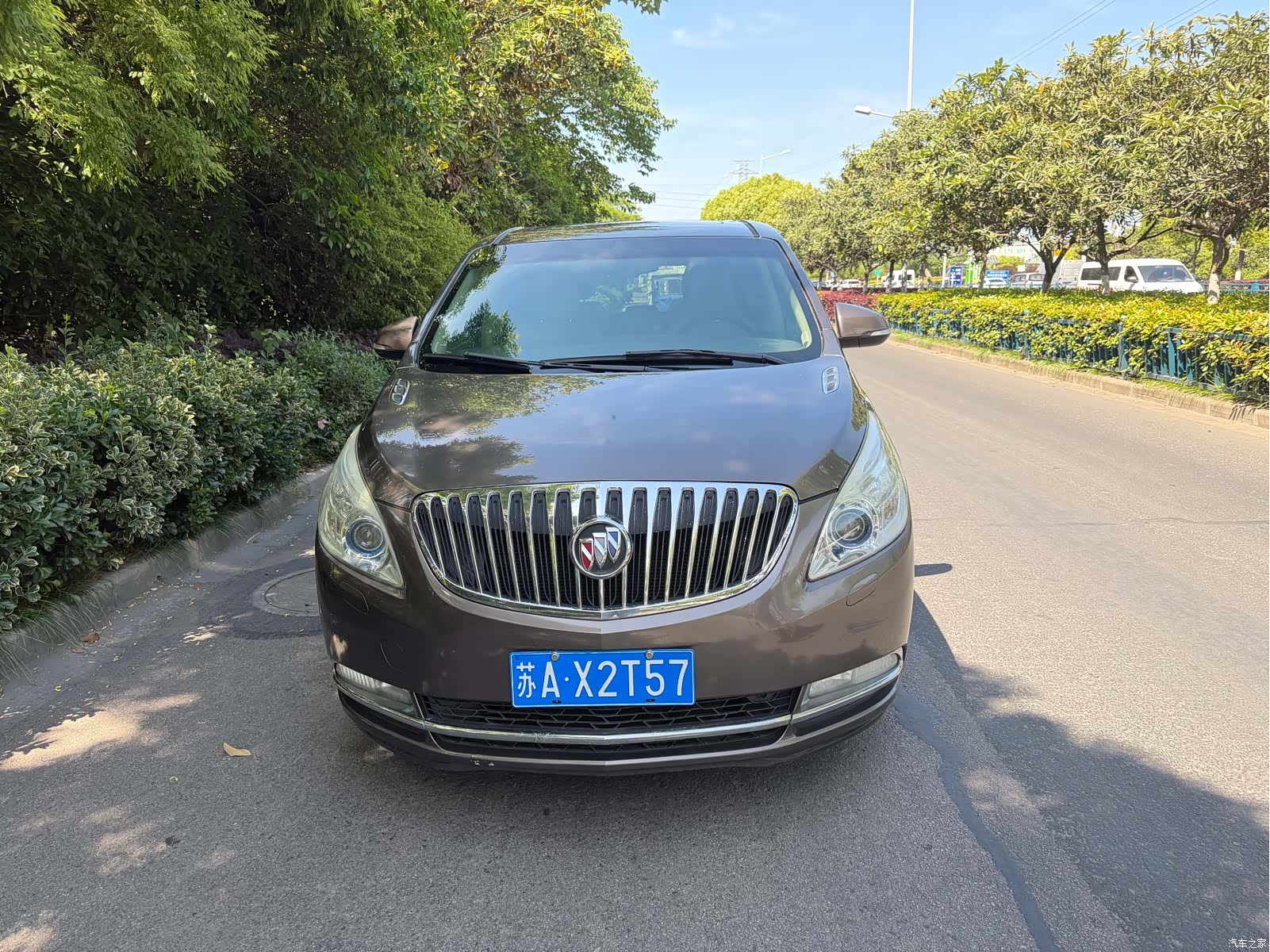 Buick GL8, 2013 2
