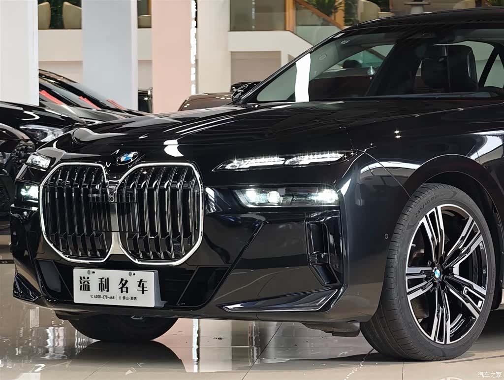 BMW 7 Series, 2025 все фото