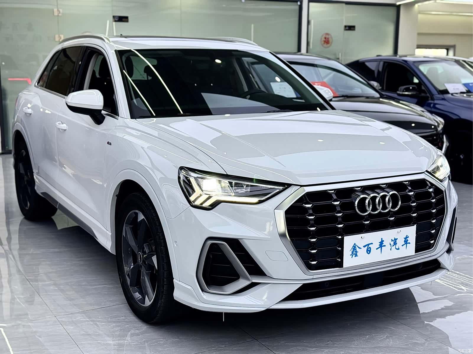 Audi Q3, 2021 3