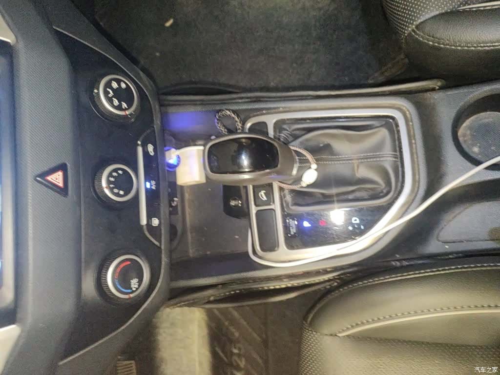 Hyundai ix25, 2015 11
