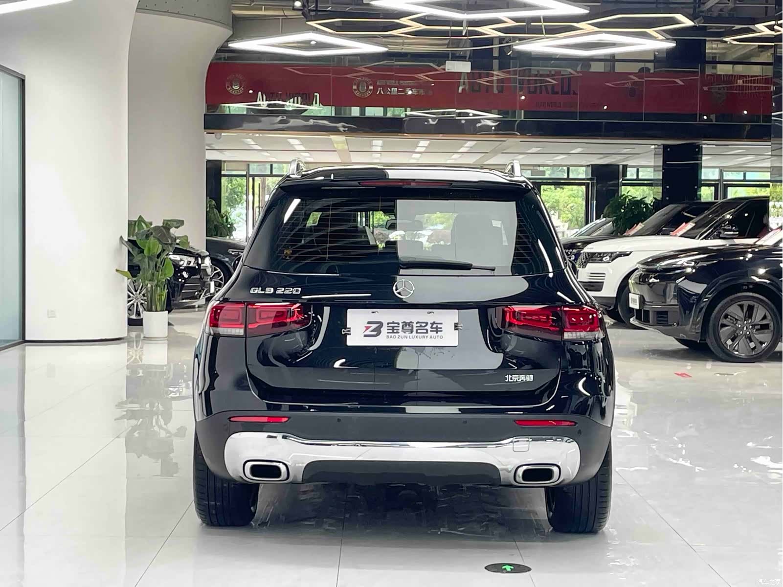 Mercedes-Benz GLB, 2023 17