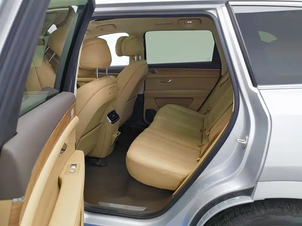 AITO Ask the world M7