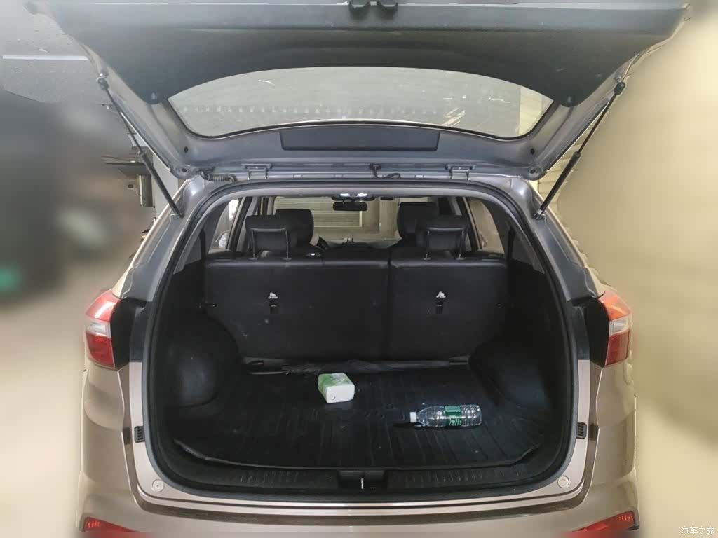Hyundai ix25, 2015 16