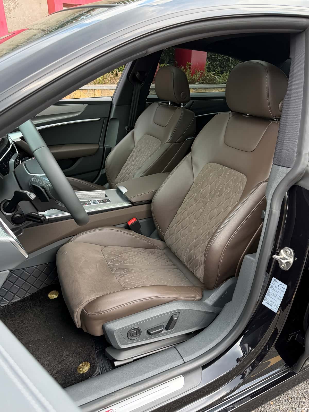 Audi A7L, 2023 9