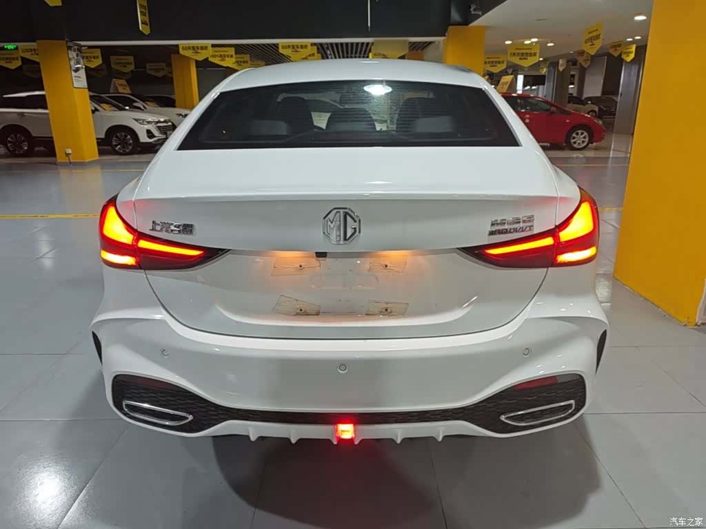 MG MG5, 2025 6