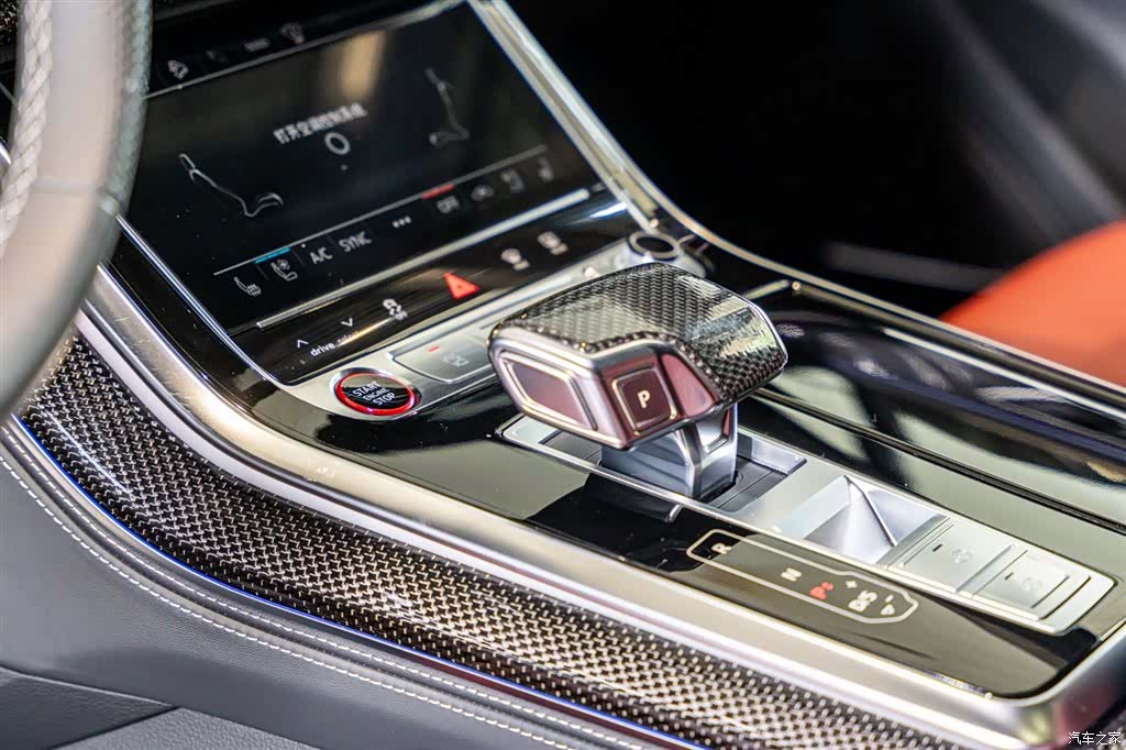 Audi Q7, 2024 16