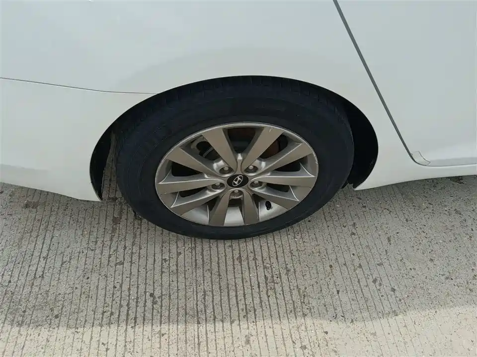 Hyundai Name picture