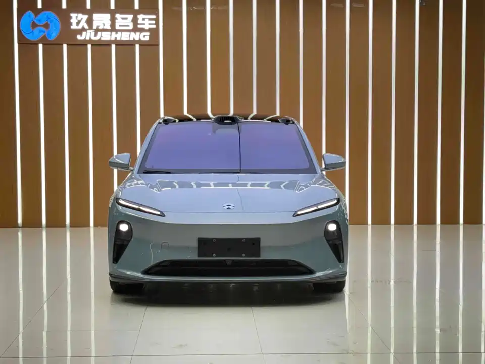 NIO ET5T